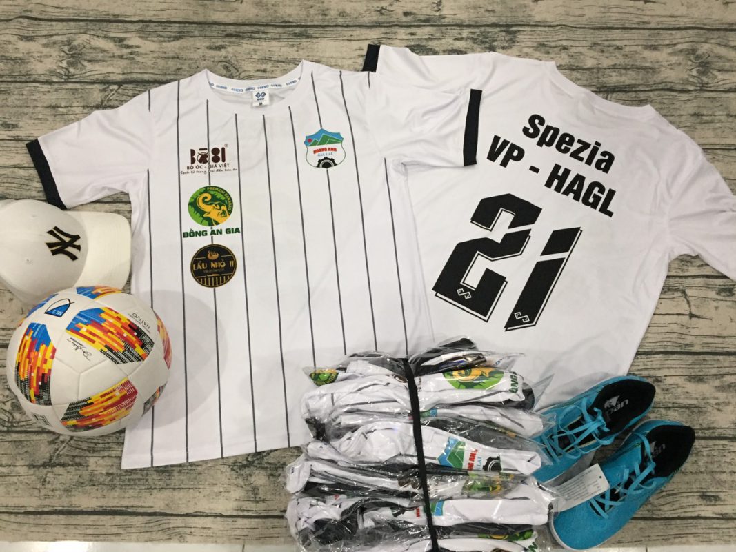 đồ đá banh không logo đẹp nhất kko thiết kế hoàng anh gia lai