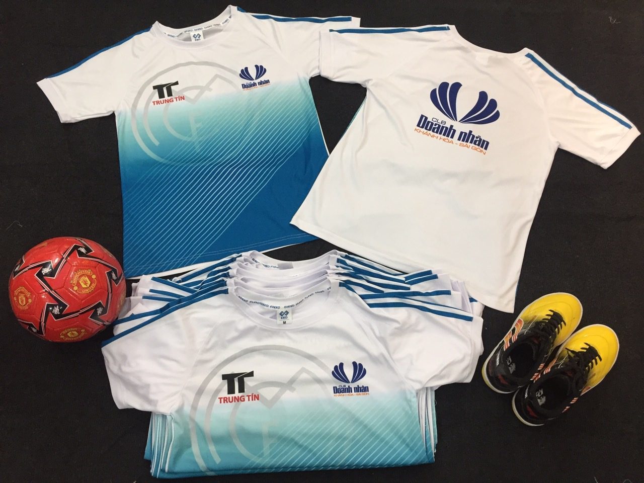 đồ đá banh đẹp thiết kế