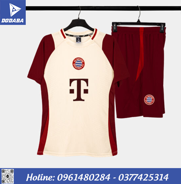 đồ đá banh bayern munich kem mặt trước2