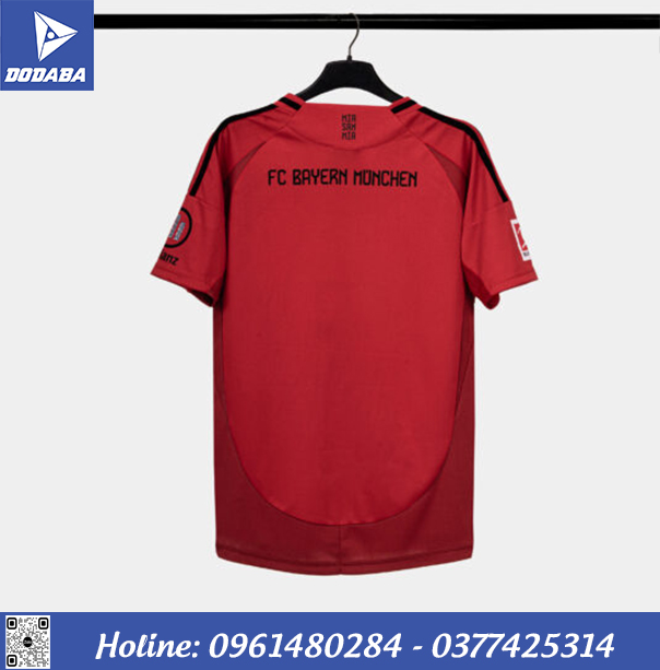 đồ đá banh bayern munich màu đỏ