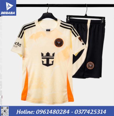 đồ đá banh inter miami kem trước