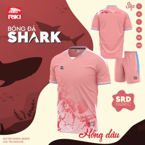 ao-bong-da-khong-logo-riki-Shark-hong