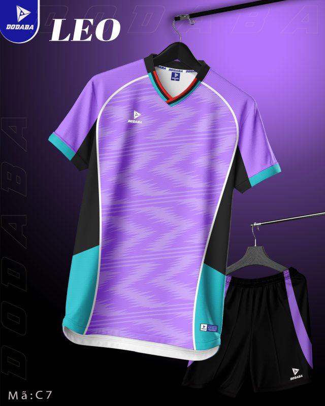 đồ đá banh thiết kế đẹp leo tím