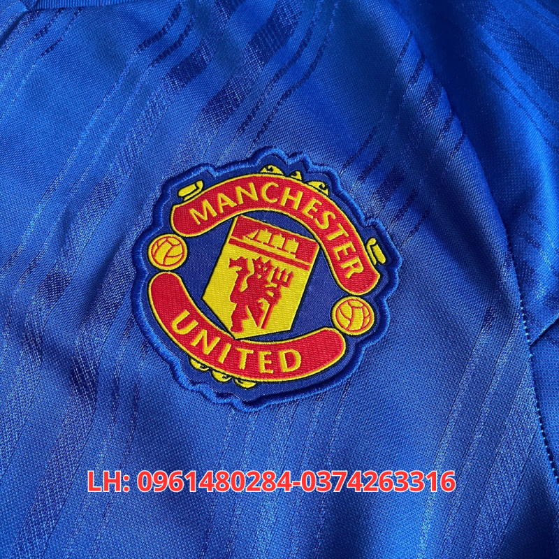 áo bóng đá manchester(Mu) logo